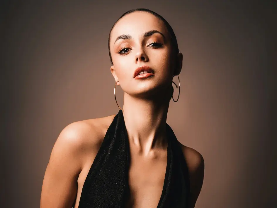 Professional fashion photo editing