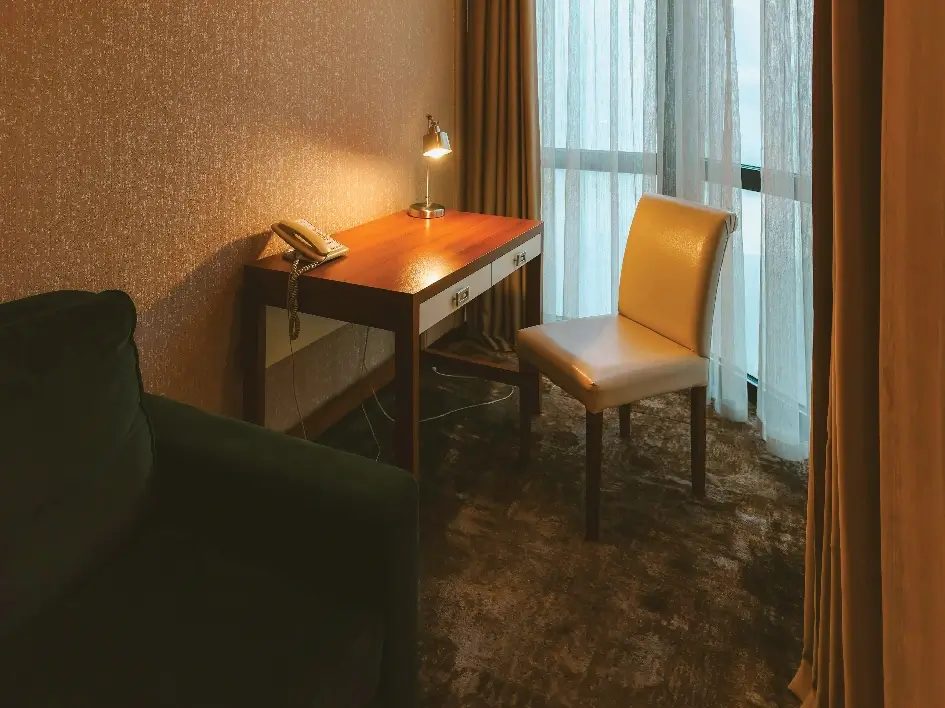 Digital image restored with professional white balance